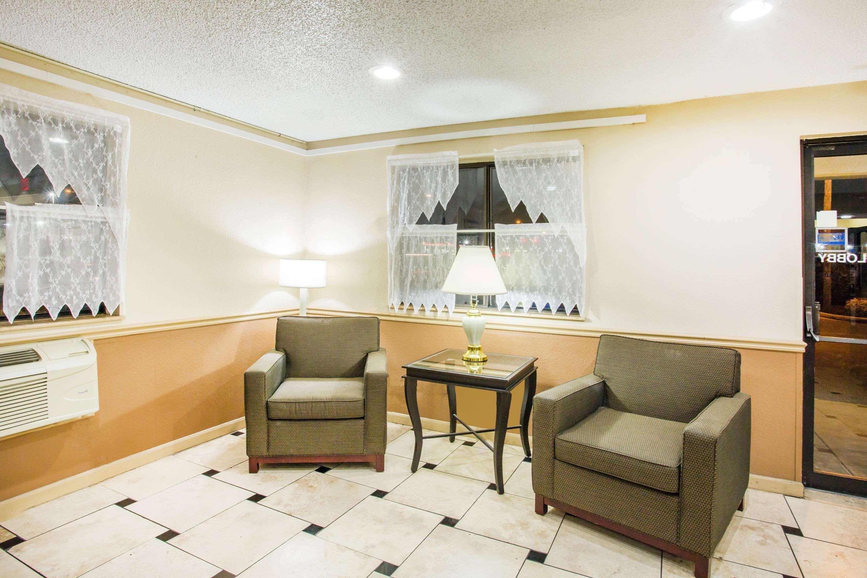 Super 8 By Wyndham Harrisonburg Exterior foto